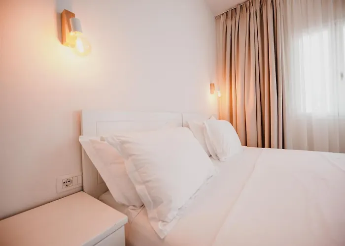 Drymades Adults Only